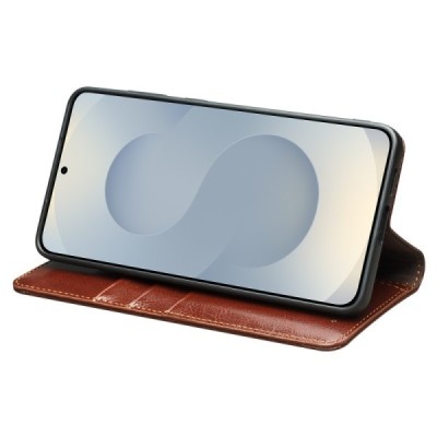 Samsung Galaxy S25 Edge "QIALINO" klapitav pruun nahast kaaned | Priedai.lt