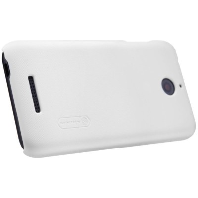 HTC Desire 510 Nillkin Frosted Shield baltas plastikinis dėklas + apsauginė ekrano plėvelė / Priedai.lt