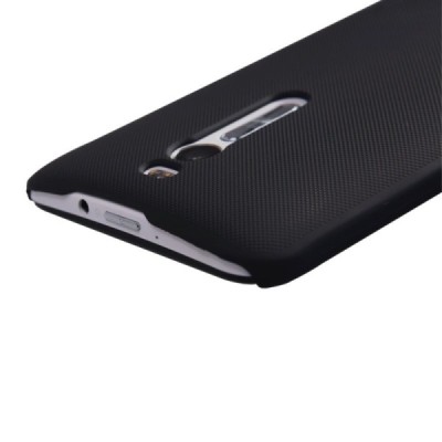 Asus Zenfone 2 5.5 (ZE550ML, ZE551ML) Nillkin Frosted Shield juodas plastikinis dėklas + apsauginė ekrano plėvelė / Priedai.lt