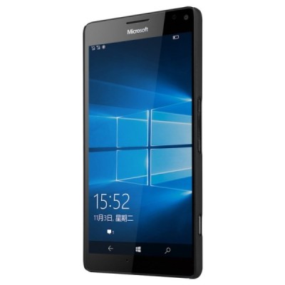 Microsoft Lumia 950 XL Nillkin Frosted Shield juodas plastikinis dėklas + apsauginė ekrano plėvelė / Priedai.lt