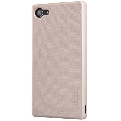 Nillkin Frosted Shield Sony Xperia Z5 Compact auksinis plastikinis dėklas + apsauginė ekrano plėvelė / Priedai.lt