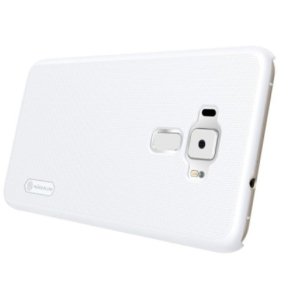 Asus Zenfone 3 5.2 (ZE520KL) Nillkin Frosted Shield baltas plastikinis dėklas + apsauginė ekrano plėvelė / Priedai.lt