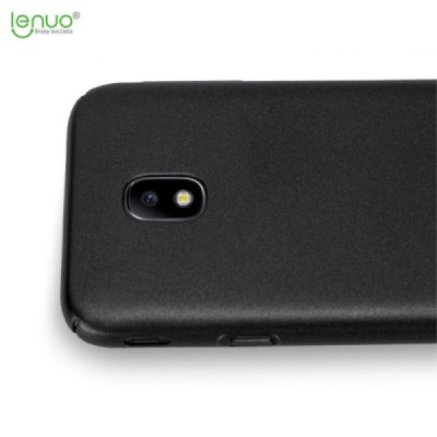 „Lenuo“ Soft Slim serijos Samsung Galaxy J3 2017 (J330) juodas plastikinis dėklas - nugarėlė / Priedai.lt