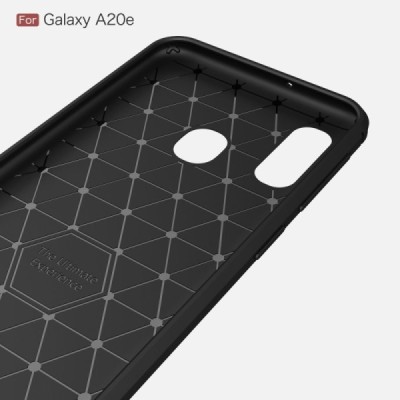 Samsung Galaxy A20e (A202F) „Carbon“ kieto silikono TPU juodas dėklas - nugarėlė / Priedai.lt