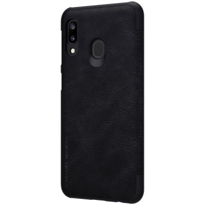 Prabangus „Nillkin“ Qin serijos juodas odinis atverčiamas Samsung Galaxy A20e (A202F) dėklas / Priedai.lt