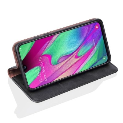 „Deluxe“ atverčiamas juodas odinis Samsung Galaxy A40 (A405F) dėklas - knygutė / Priedai.lt