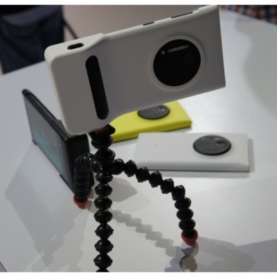 Oficialus Nokia Lumia 1020 baltas PD-95G dėklas su integruota papildoma baterija / Priedai.lt