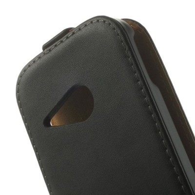 HTC One Mini 2 odinis vertikaliai (žemyn, į apačią) atverčiamas juodas odinis dėklas / Priedai.lt
