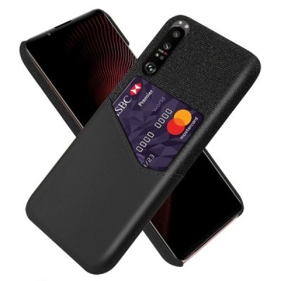 „KSQ“ Shell Sony Xperia 1 III juodas odinis dėklas - nugarėlė su kišenėle kortelėms | Priedai.lt