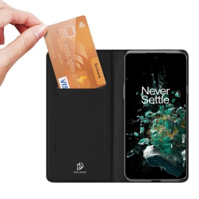 „Dux Ducis“ Skin serijos OnePlus 10T juodas odinis atverčiamas dėklas | Priedai.lt