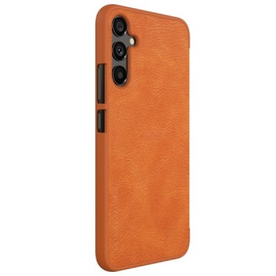 Prabangus „Nillkin“ Qin serijos rudas odinis atverčiamas Samsung Galaxy A34 5G (SM-A346E) dėklas | Priedai.lt